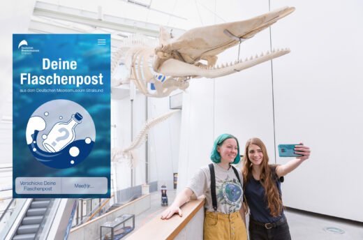 Adaptiert: Aus „Dein Geschenk“ wird die App „Deine Flaschenpost“. Das museum4punkt0-Team vom Deutschen Meeresmuseum adaptiert eine Web App des Projektpartners Badisches Landesmuseum. Bilder und Botschaften der Nutzer*innen werden als „Flaschenpost“ versendet