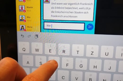 Über Chat können Fragen zur Führung gestellt werden